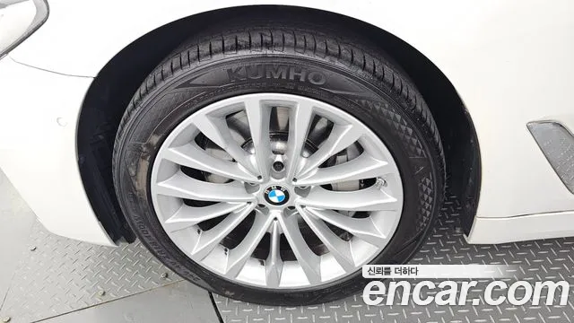 BMW 5 Series (G30) id 2783978 из Кореи 6