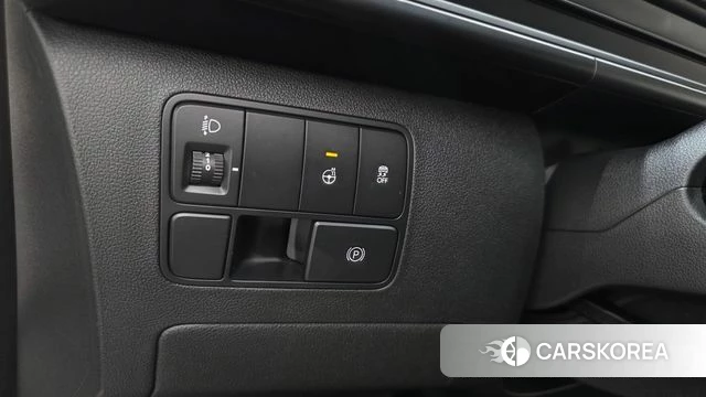 Hyundai Staria 2023 Белый из Кореи, фото 6