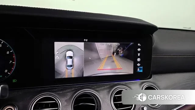 Mercedes-Benz E-Class W213 2023 Серебристо-серый из Кореи, фото 6