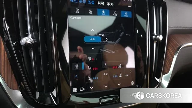 Volvo V60 Cross-Country 2nd Generation 2022 Белый из Кореи, фото 6