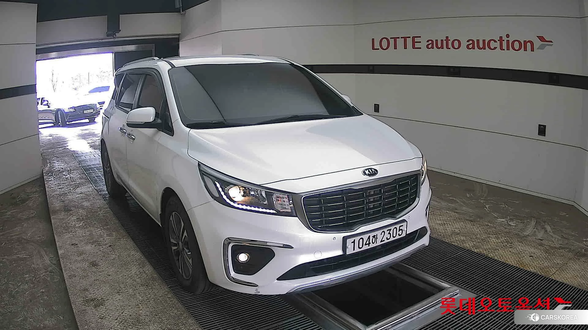 Kia Carnival 2020 Snow White Pearl (optional) из Кореи, фото 6