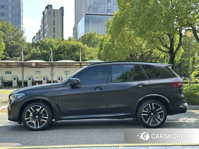 BMW X5 M 2022 Черный из Китая, фото 6