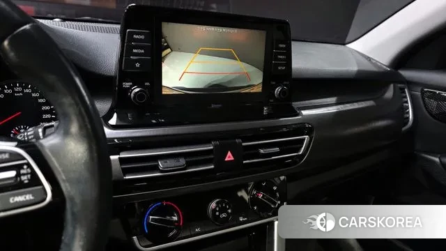 Kia Seltos 2020 Белый из Кореи, фото 6