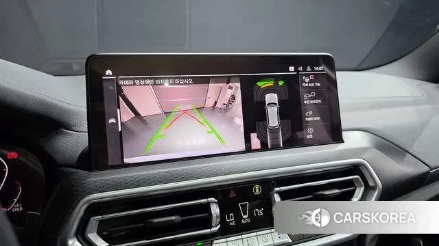 BMW X3 (G01) 2023 Светло-серебряный цвет из Кореи, фото 6