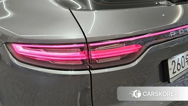 Porsche Cayenne (PO536) 2019 Серый из Кореи, фото 6