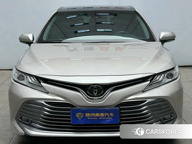 Toyota Camry 2021 Шампань из Китая, фото 6