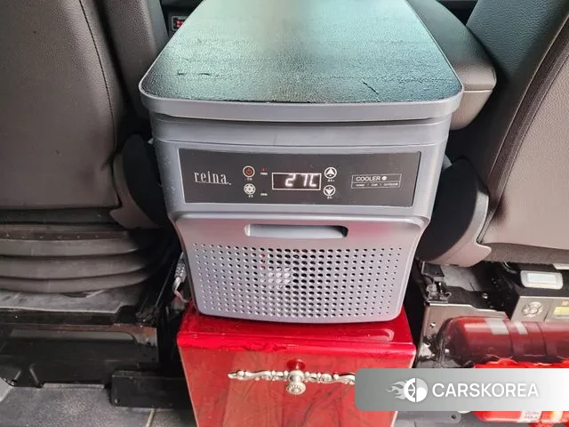 Mercedes-Benz Sprinter 2023 Черный из Кореи, фото 6