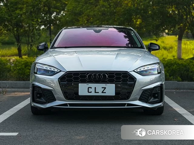 Audi A5 2022 Серебристо-серый из Китая, фото 6