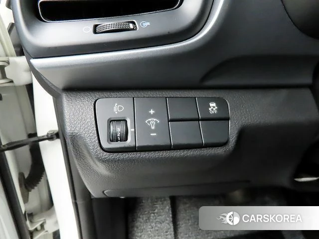 Kia Stonic 2019 Белый из Кореи, фото 6