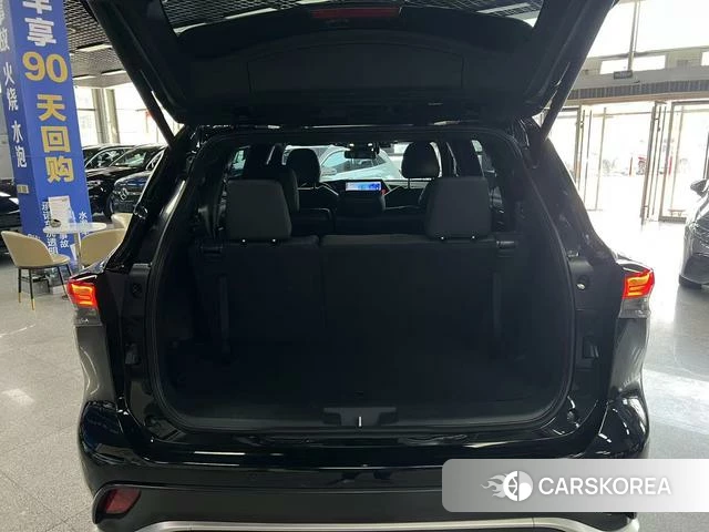 Toyota Crown Lufang 2022 Черный из Китая, фото 6