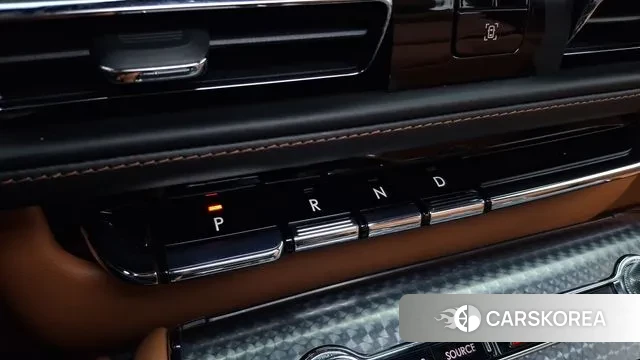 Lincoln Aviator 2nd generation 2023 Белый из Кореи, фото 6