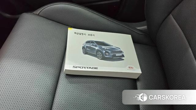 Kia Sportage The Bold 2021 Черный из Кореи, фото 6