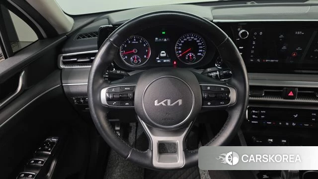 Kia K5 3rd generation 2023 Белый из Кореи, фото 6