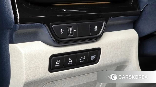 Kia The New Carnival 4th Generation 2024 Серебристо-серый из Кореи, фото 6