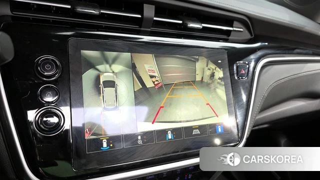 Chevrolet (GM Daewoo) Bolt EUV 2023 Белый из Кореи, фото 6