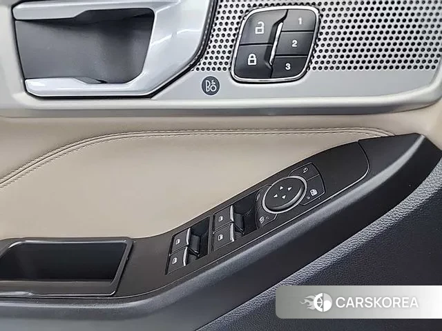 Ford Explorer 6th Generation 2020 Белый из Кореи, фото 6