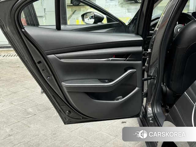 Mazda 3 Angkesaila 2022 Темно-серый из Китая, фото 6
