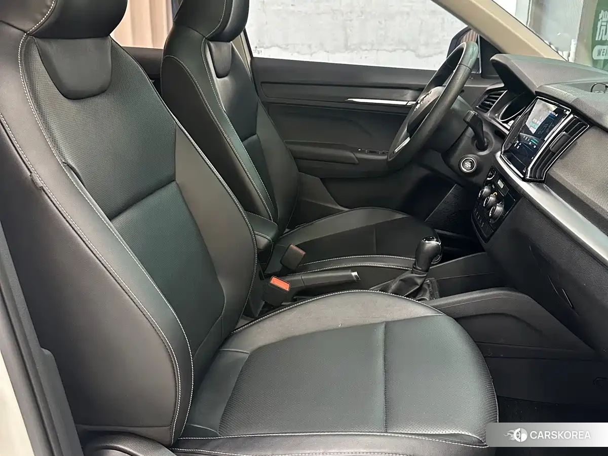Skoda Kamiq 2022 Белый из Китая, фото 6