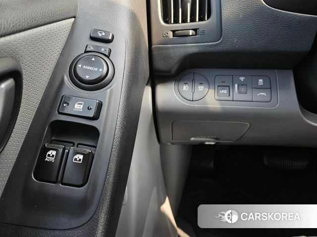 Hyundai The New Grand Starex 2018 Желтый из Кореи, фото 6