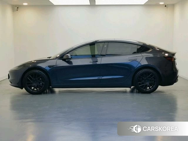 Tesla Model 3 2024 Темно-серый из Китая, фото 6