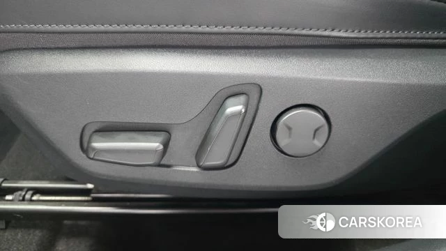 Kia Di Ol Nu Niro 2022 Белый из Кореи, фото 6