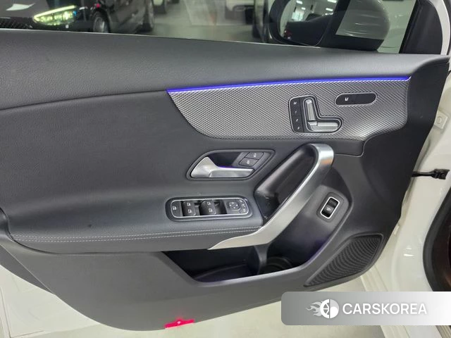 Mercedes-Benz A-Class W177 2022 Белый из Кореи, фото 6