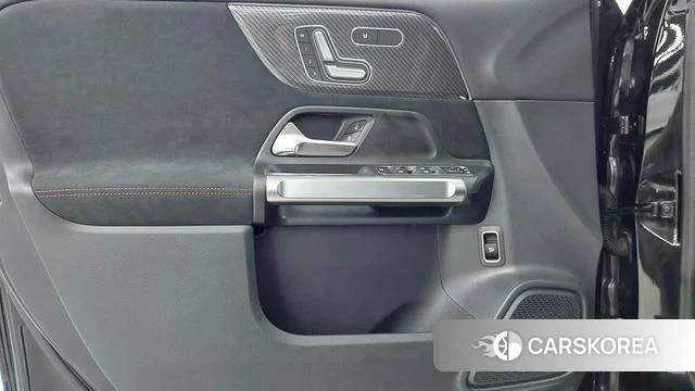 Mercedes-Benz GLB-Class X247 2025 Черный из Кореи, фото 6
