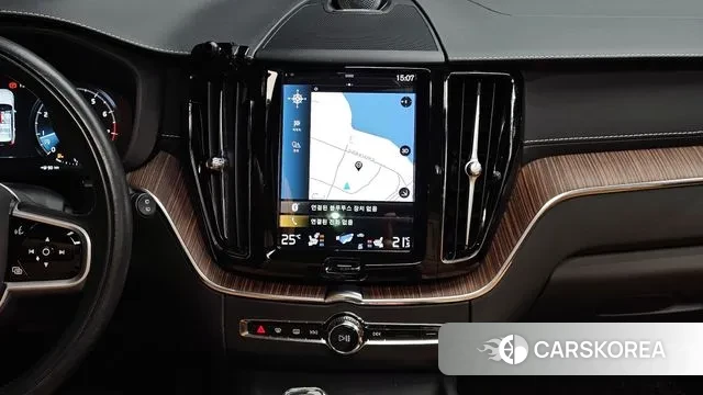 Volvo XC60 second Generation 2021 Черный из Кореи, фото 6