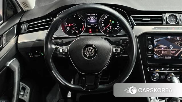 Volkswagen Passat GT (B8) 2018 Белый из Кореи, фото 6