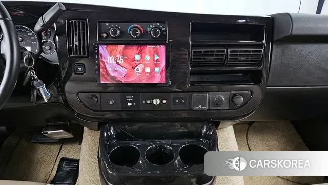 Chevrolet Express Van 2021 Черный из Кореи, фото 6