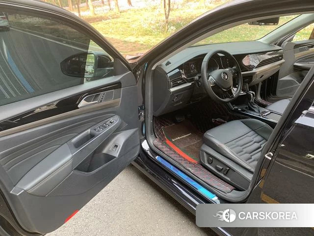 Volkswagen Passat 2020 Черный из Китая, фото 6