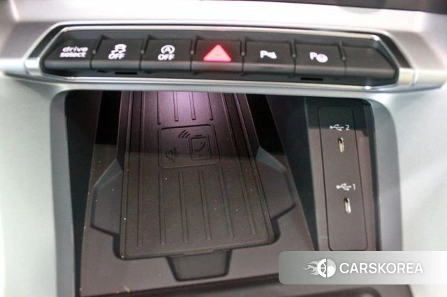 Audi Q3 (F3) 2026 Белый из Кореи, фото 6