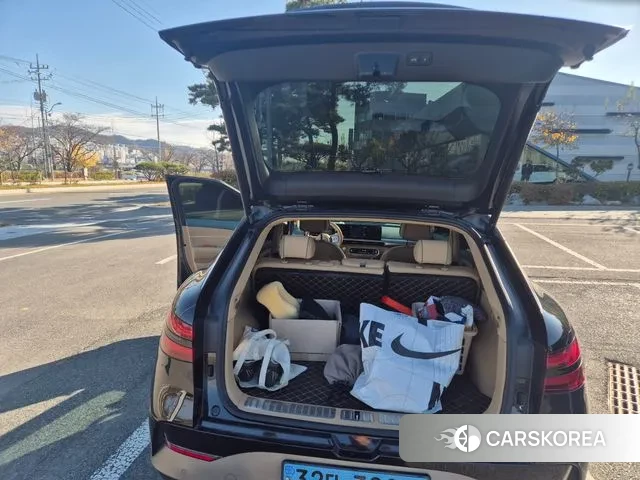 Genesis GV60 2023 Черный из Кореи, фото 6