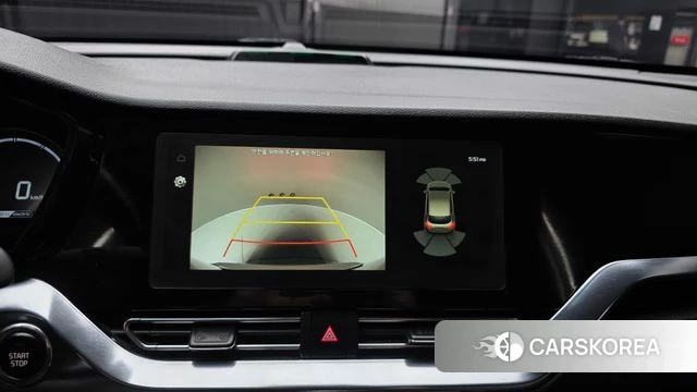 Kia Niro Plus 2022 Серебряный из Кореи, фото 6