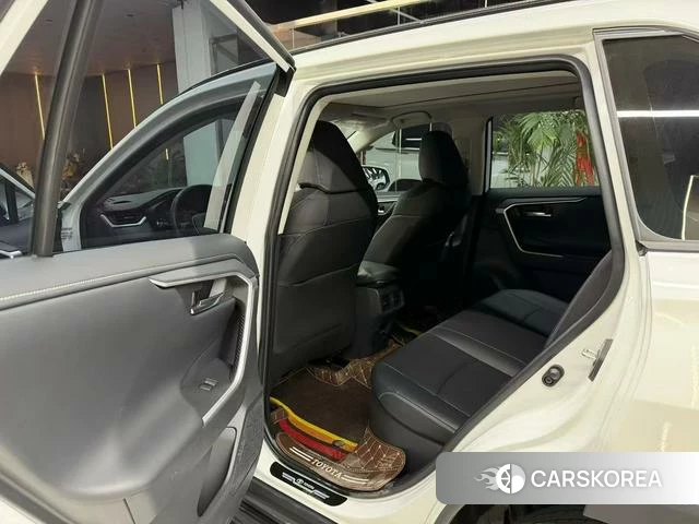 Toyota RAV4 Rongfang 2024 Белый из Китая, фото 6