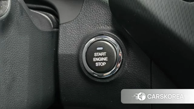 Ssangyong Tivoli Air 2018 Белый из Кореи, фото 6