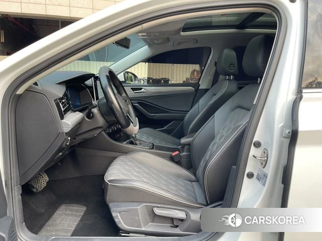 Volkswagen Sagitar 2023 Белый из Китая, фото 6