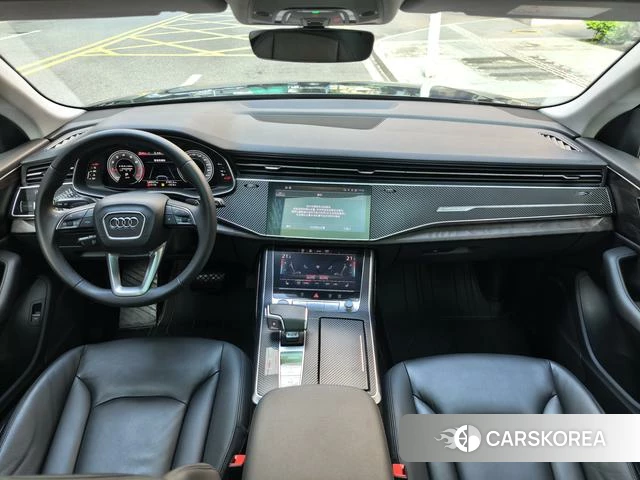 Audi Q8 2021 Черный из Китая, фото 6