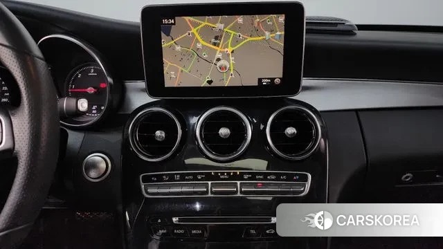 Mercedes-Benz C-Class W205 2018 Черный из Кореи, фото 6