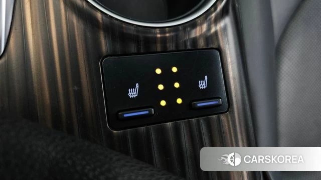 Toyota Camry (XV70) 2018 Серебряный из Кореи, фото 6