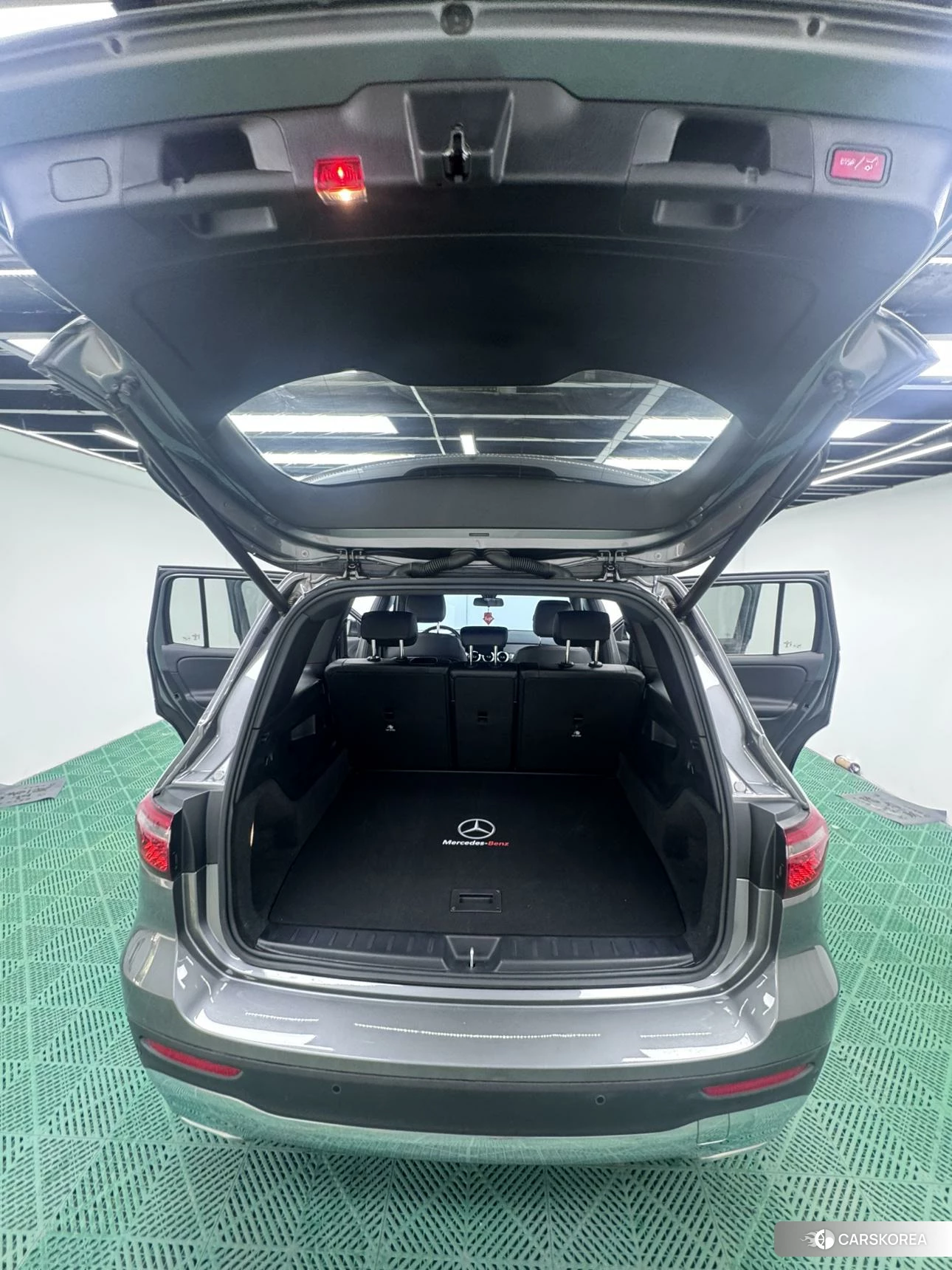 Mercedes-Benz GLB 2021 Темно-серый из Китая, фото 6