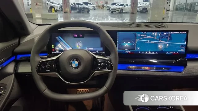 BMW 5 Series (G60) 2024 Серый из Кореи, фото 6