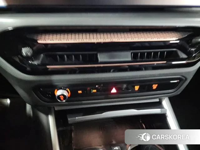 BMW M2 (G87) 2025 Белый из Кореи, фото 6