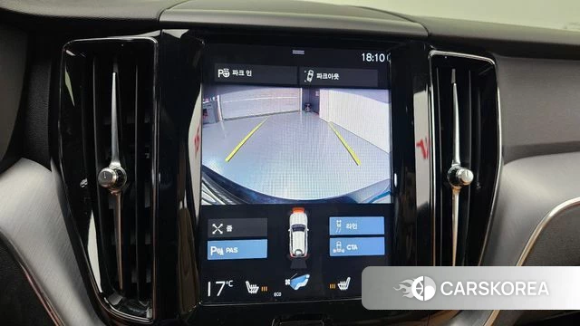 Volvo XC60 second Generation 2018 Черный из Кореи, фото 6