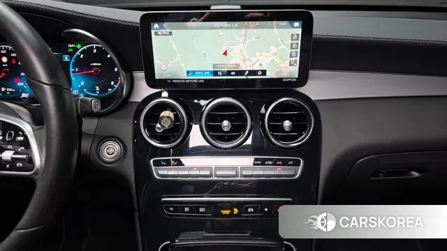 Mercedes-Benz GLC-Class X253 2022 Белый из Кореи, фото 6