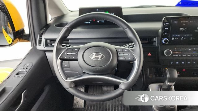 Hyundai Staria 2025 Желтый из Кореи, фото 6