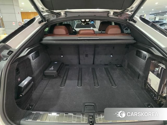 BMW X6 (G06) 2025 Белый из Кореи, фото 6