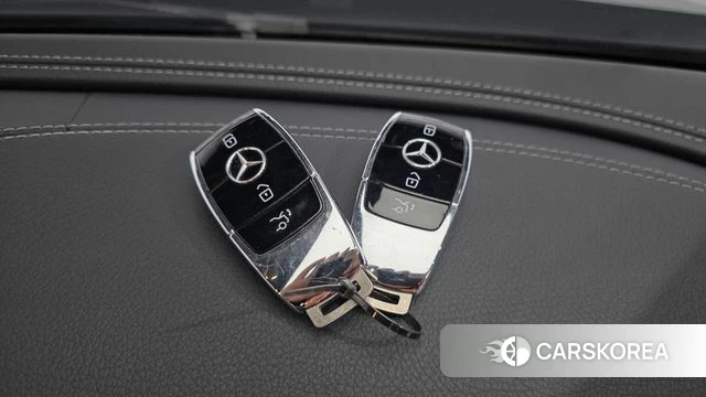 Mercedes-Benz E-Class W213 2021 Серый из Кореи, фото 6