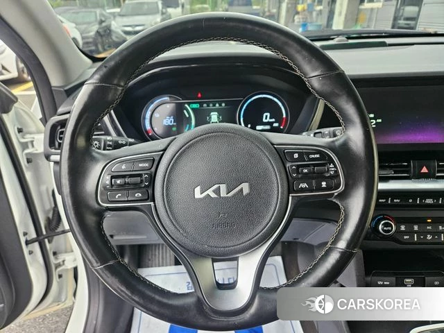 Kia Niro Plus 2022 Белый из Кореи, фото 6