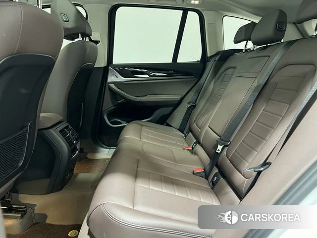 BMW X3 id 3869849 из Китая 6